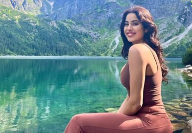 শ্রীদেবী ও বনি কাপুরের মেয়ে হওয়া সত্ত্বেও পর্নোগ্রাফি সাইটে ফাঁস হয়ে যায় জাহ্নবীর ছবি